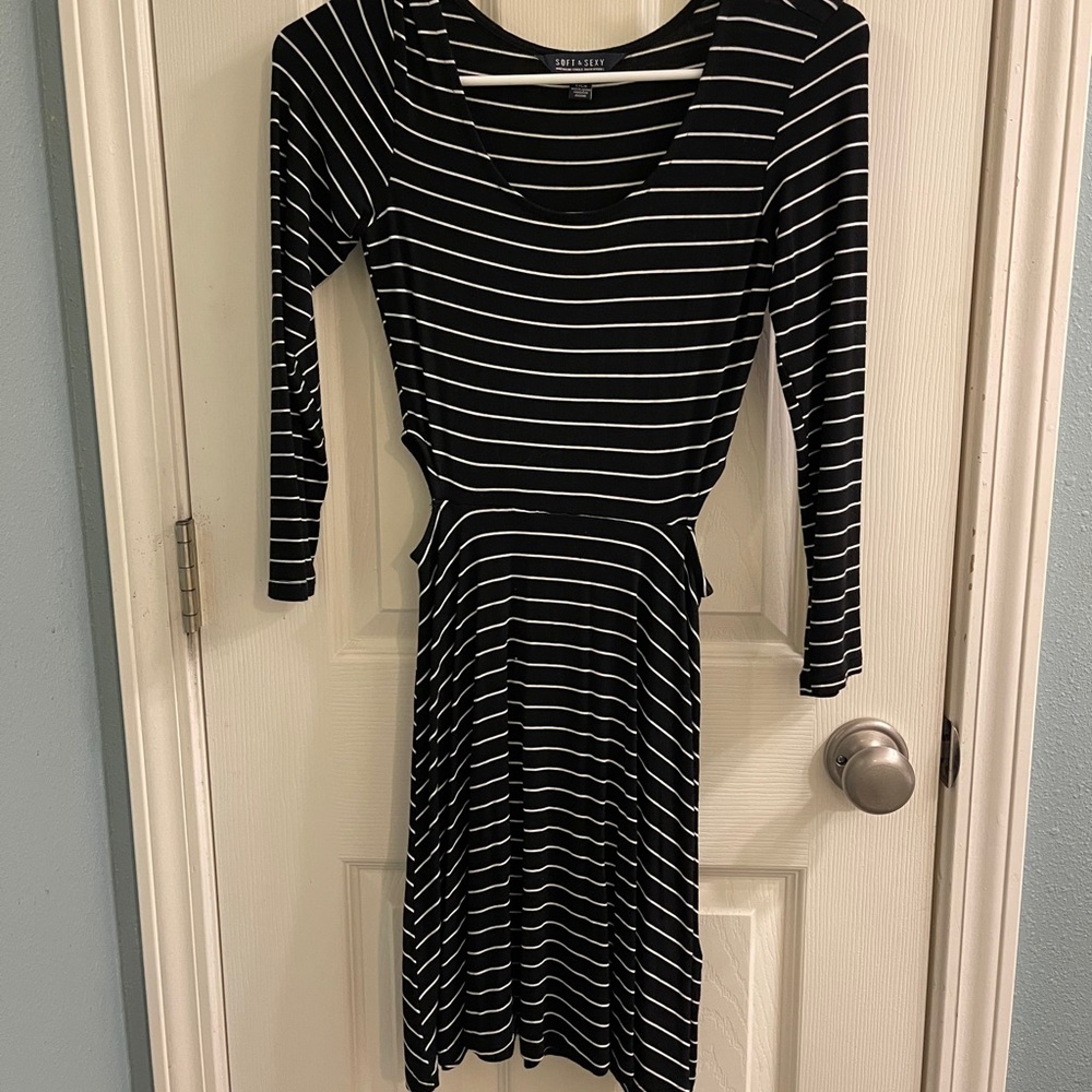 Mid Sleeve Cut Out Fitted Dress